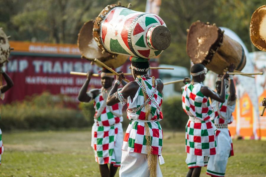 Danse et percussions traditionnelles africaines