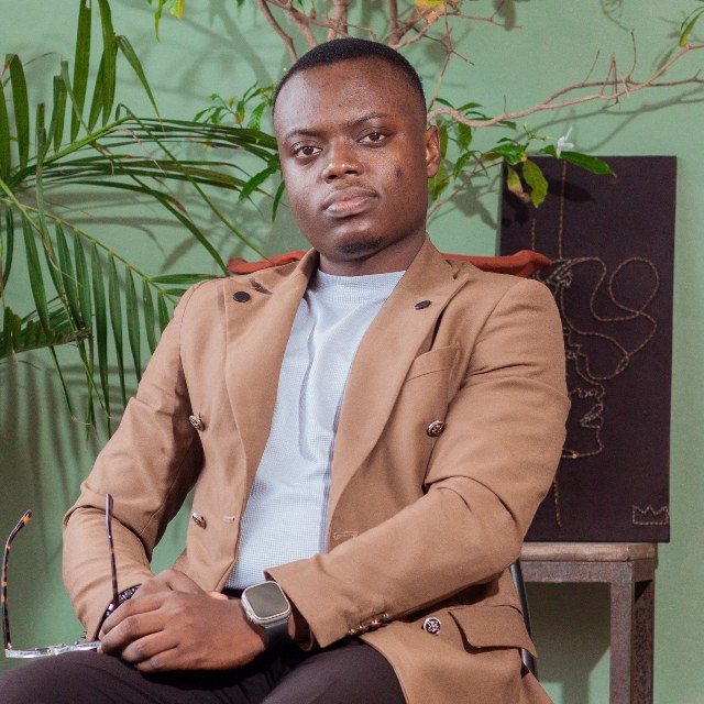 Yedidia Ruben KPADONOUGAN, Digital Strategist et Product Designer